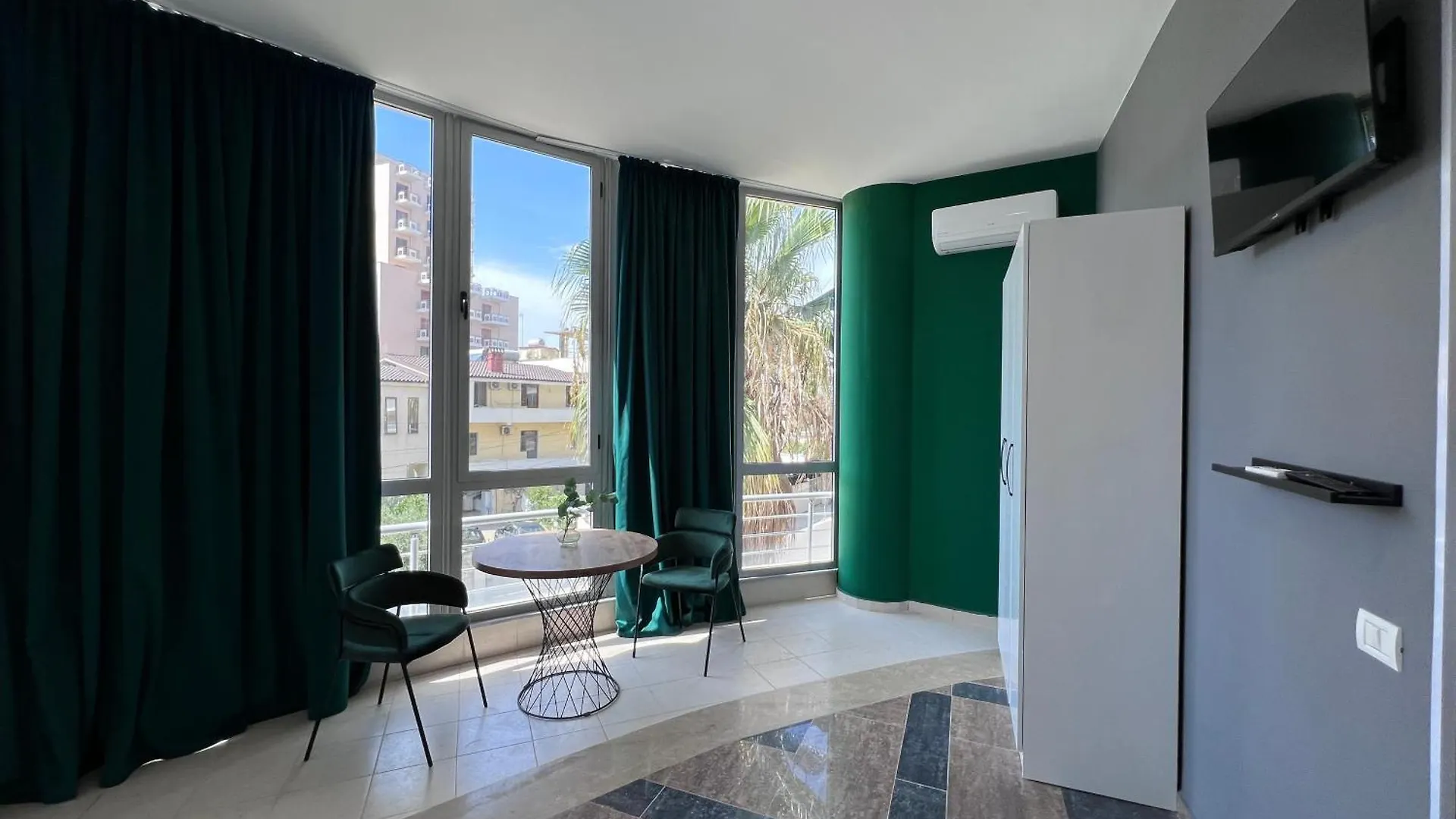 Cactus Apartments Durres 0*,  Albania